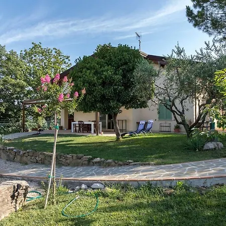 Casa Vacanze Le More Valfabbrica